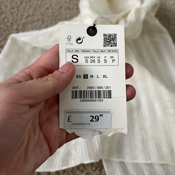 White and creamy Striped knot front long tunic tank cami never worn - Picture 6 of 6